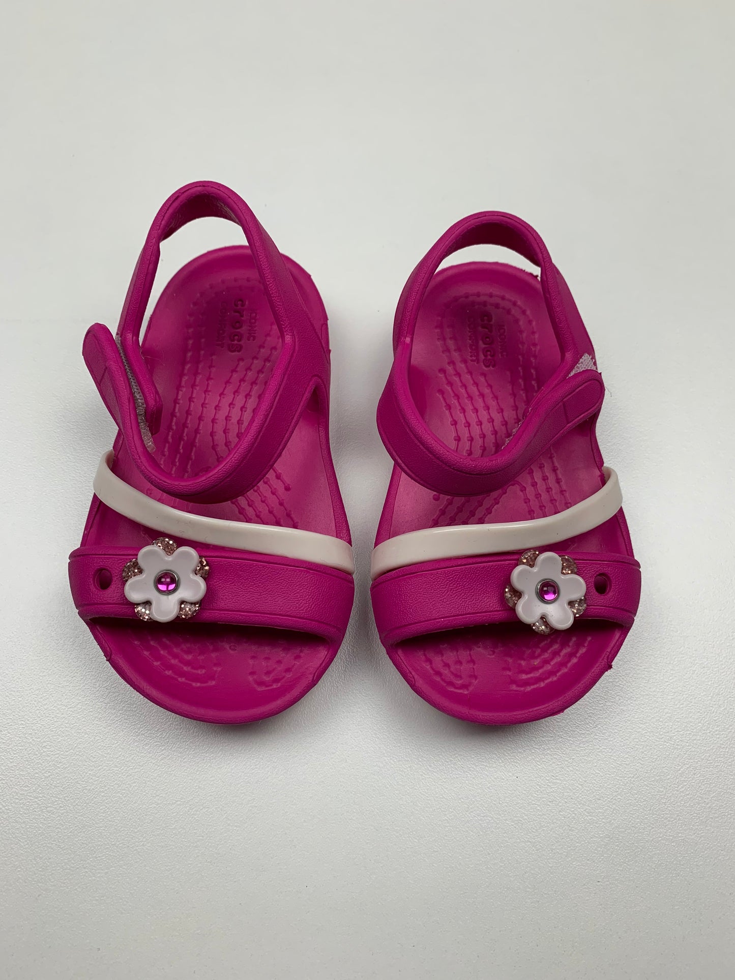 Sandália CROCS (22-23 BR)